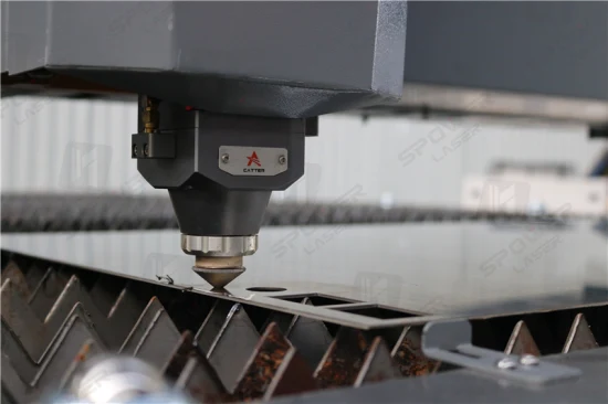 Machine de découpe Laser à Fiber CNC 3D, découpeur Laser à Fiber pour couper la feuille de métal en aluminium et cuivre SS CS